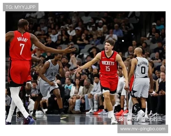 多米尼克·威尔金斯突破拉开空间，提升球队关键时刻得分效率