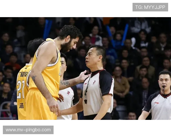 全面解析篮球规则中技术犯规和违体犯规区别